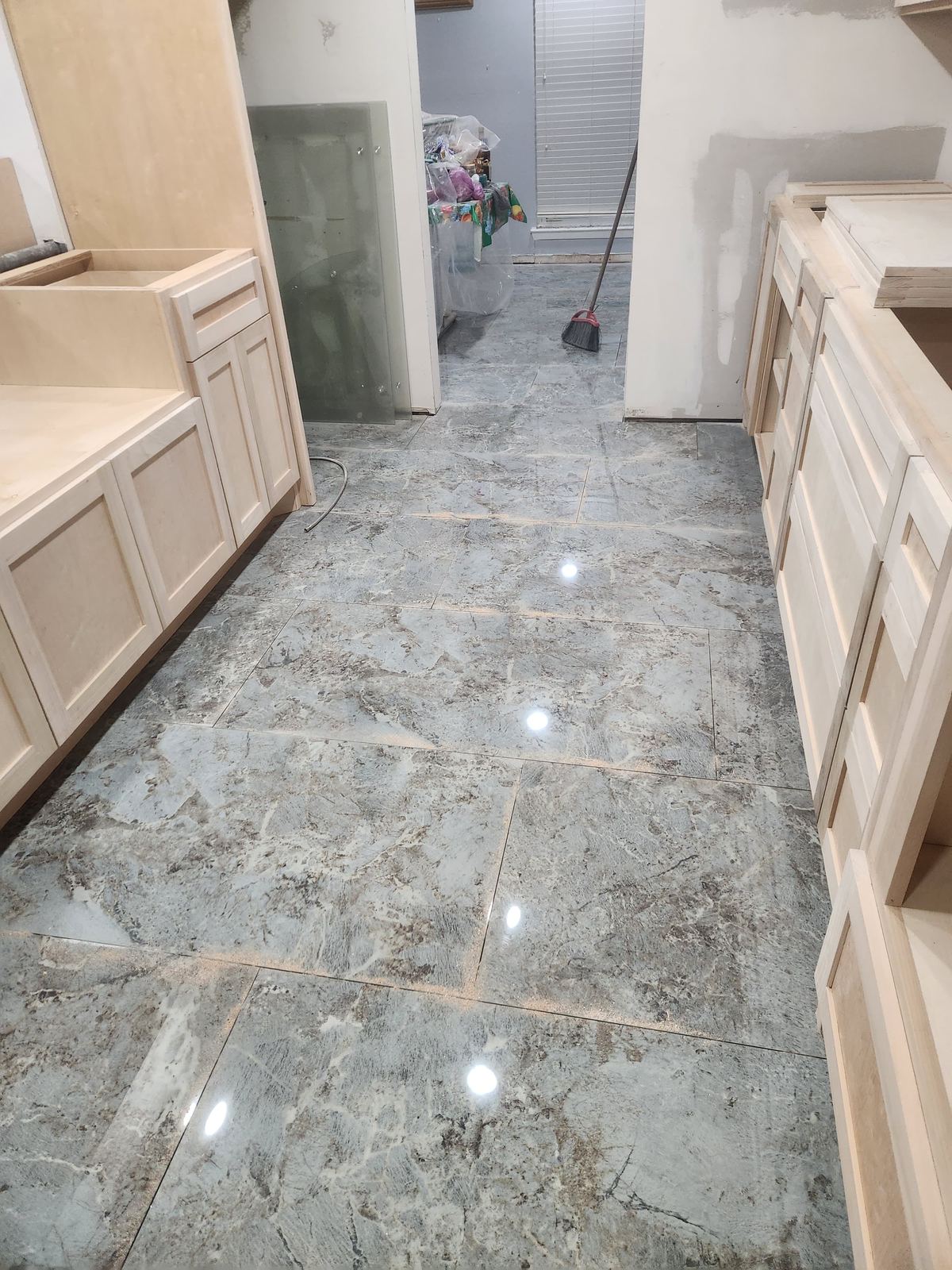 Ceramic & Tile